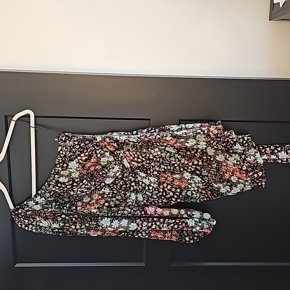 VICI Floral Dress - Picture 6 of 7